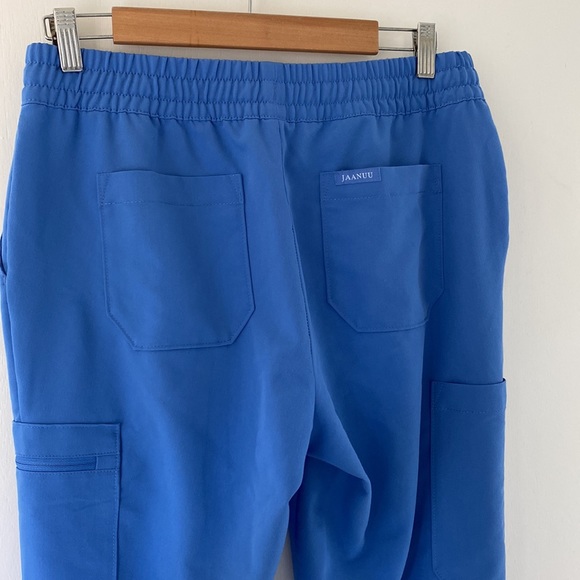 Jaanuu Medium 7-Pocket Scrub Pant Ceil Blue - Picture 9 of 11